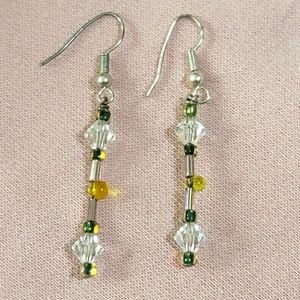 Handmade earrings glass color green good yellow